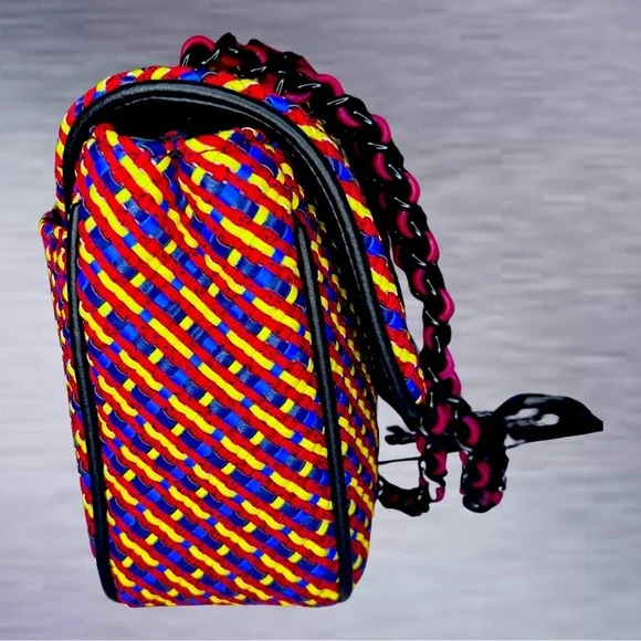 NWT Karl Lagerfeld Paris Agyness Textured
Shoulder Bag Comes with Dusty - Picture 6 of 15